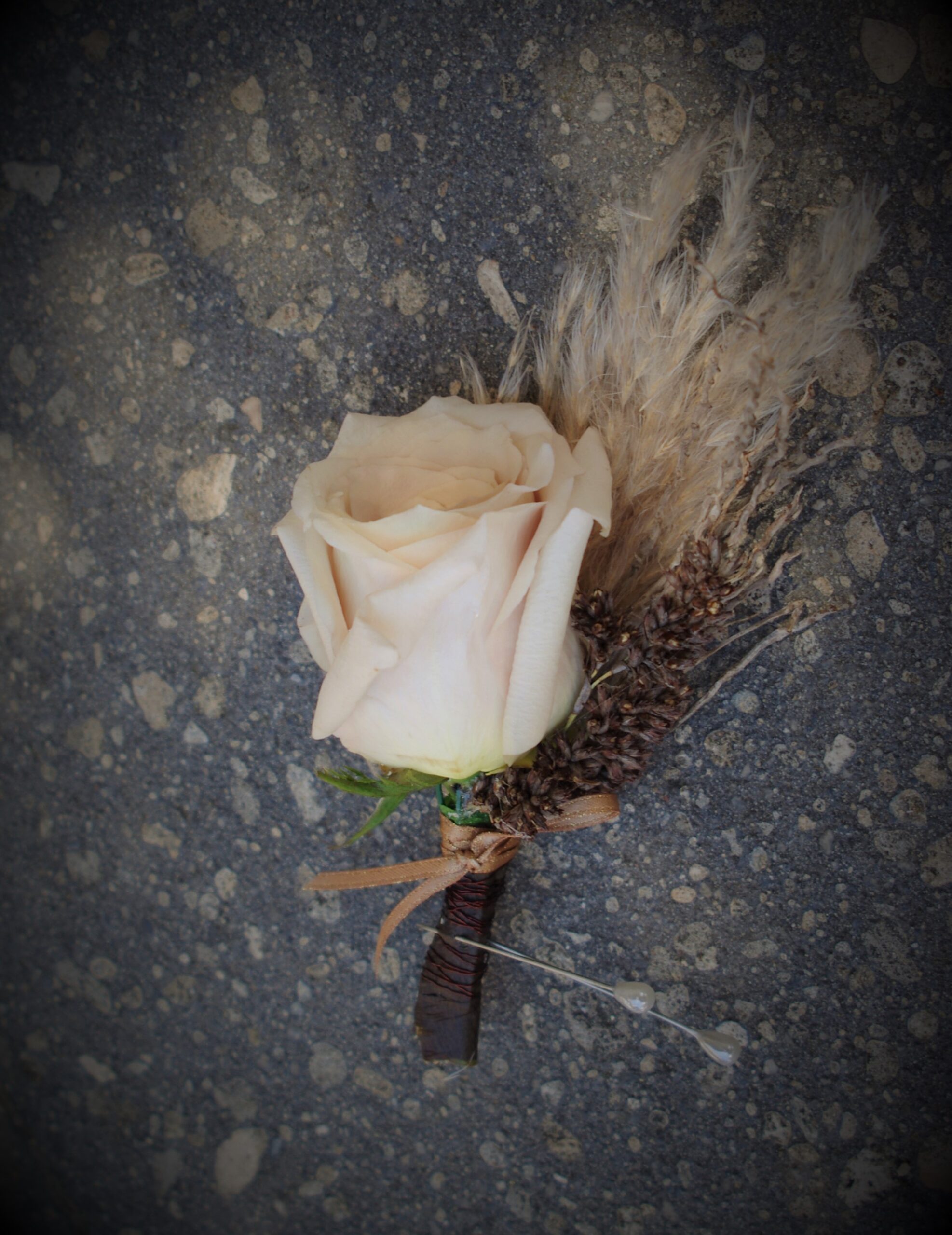 Gallery_T_buttonhole2